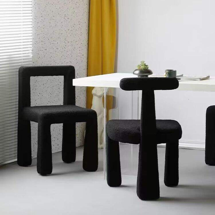 Table à manger et chaises en peluche d'agneau, minimaliste et moderne, tabourets et chaises de maquillage pour la maison, chaises de salle à manger créatives